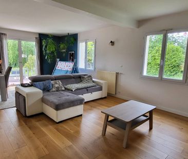 Location Maison 7 pièces 135m² - Photo 2