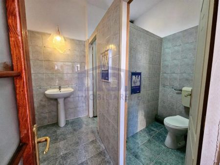 Vila moderna pretabila clinica, office sau spatiu comercial - Fotografie 4