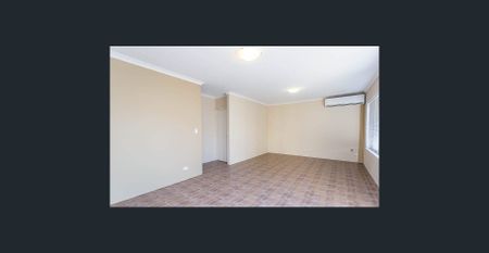 Charming 3 Bedroom, 2 Bathroom Unit in Midland - Photo 5