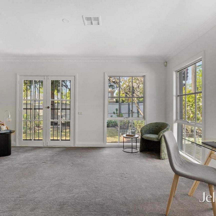 657 Burke Road, Camberwell VIC 3124 - House For Rent | Domain - Photo 1