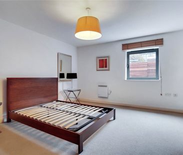 Lant Street, London, SE1 1RE - Photo 4