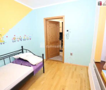 Krásný byt 3+1 po kompletní rekonstrukci v historickém centru Chebu - Fotografie 6