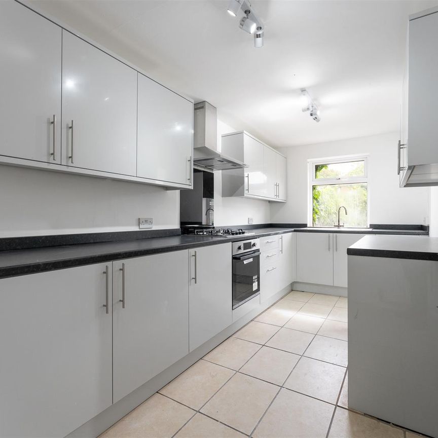 3 bed semi-detached house to rent in Yoxall Road, Solihull, B90 - Photo 1