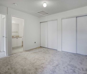 For Lease - 253 Lord Elgin Lane, Clarington, Ontario - Photo 6