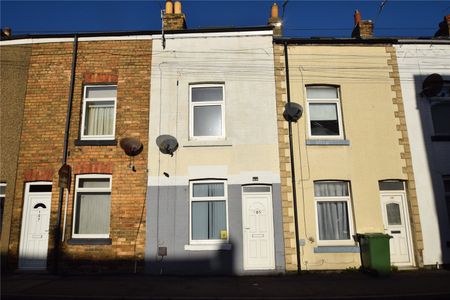 2 bed terraced house to rent in Nelson Street, Scarborough, YO12 - Photo 4