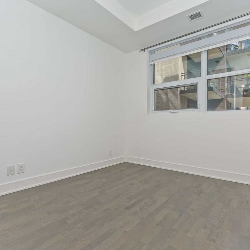 For Lease - 1575 Lakeshore Road Unit# 262, Mississauga, Ontario - Photo 1