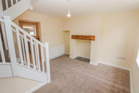 2 bedroom cottage to rent - Photo 2