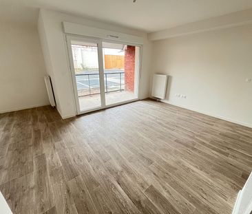 Location Appartement 1 pièce 38m² - Photo 4