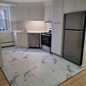 MEILLEUR EMPLACEMENT A COTE DES NEIGES- - Photo 2