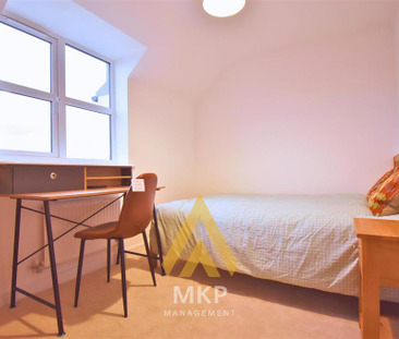 2 bedroom flat to rent - Photo 3 | Rentumo