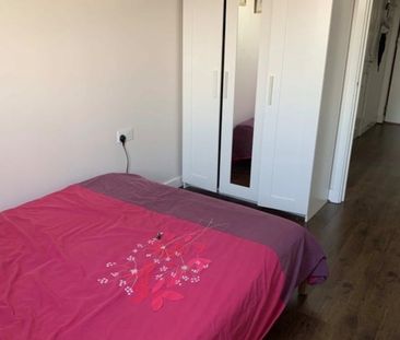 Room in a Shared Flat, Tarves Way, SE10 - Photo 6