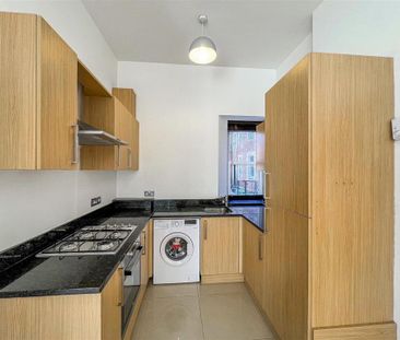 2 bedroom apartment to rent - Photo 6