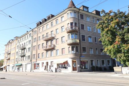 Beim Morgartenring - schöne 2-Zimmer-Altbauwohnung zu vermieten - Photo 2