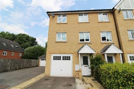 Pascal Crescent, Shinfield, Reading, RG2 - Photo 3