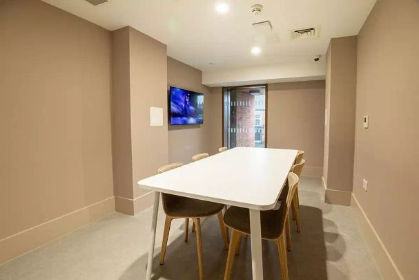 Classic Ensuite (Floors 10-19) - Photo 1