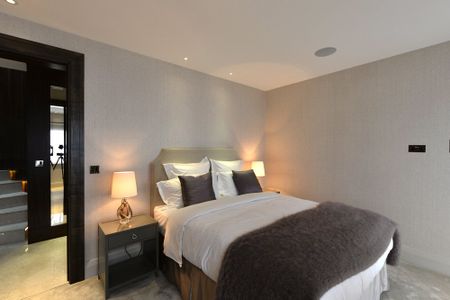 Queen’s Court, St John’s Wood - Photo 4