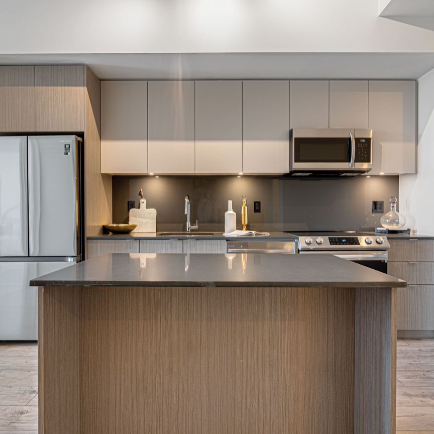 For Lease - 125 Bronte Road Unit# A0301, Oakville, Ontario - Photo 1