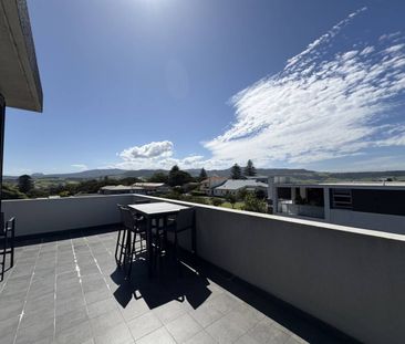 Furnished Stylish Apartment in the Heart of Gerringong - Photo 1