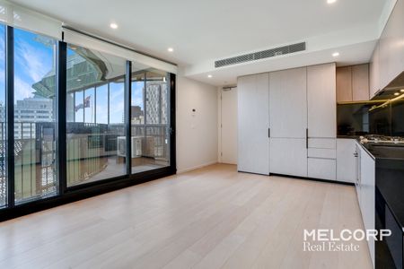 ARCITECHTURAL ICON - UNFURNISHED WITH WHITEGOODS INCLUDED - Photo 3