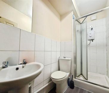 2 bedroom maisonette to rent - Photo 4