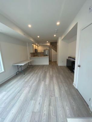For Lease - 3476 Widdicombe Way Unit# 28, Mississauga, Ontario - Photo 1
