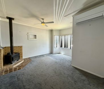 Comfortable Family Living with Extra Space to Enjoy - Photo 3