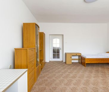 Pronájem bytu pokoj 20 m2 - Fotografie 6