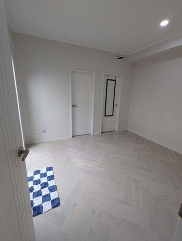1 Bedroom + Living Room in a quiet neighbourhood - Photo 2