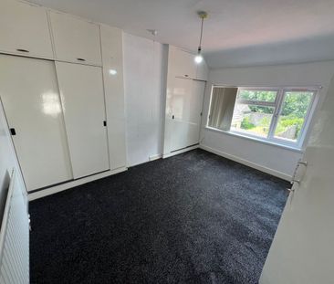 3 Bed Terraced House, Runnymede Road, B11 - Photo 1
