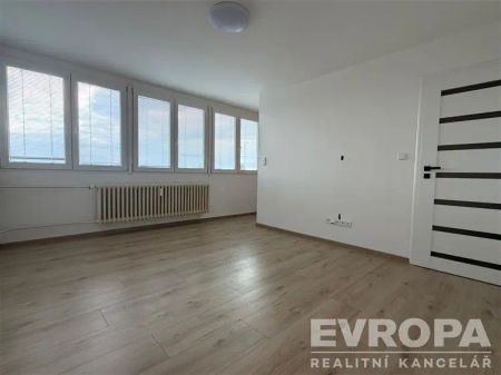 Pronájem bytu 1+kk, 27 m - Fotografie 5
