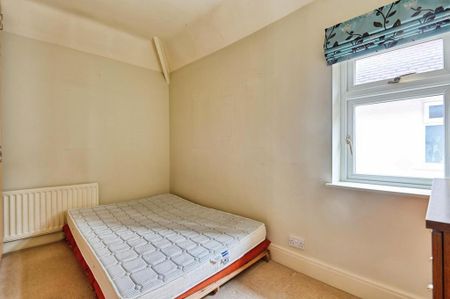 4 bedroom detached house to rent - Photo 5