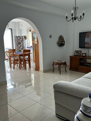 2 Bed Flat / Apartment to Rent - Photo 4