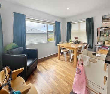 Welcome to 70 Waverton Terrace, Churton Park. - Photo 3