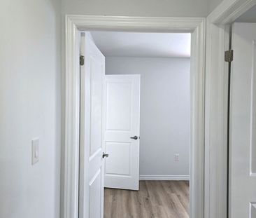 For Lease - 337 Spruce Street Unit# A, London East, Ontario - Photo 2