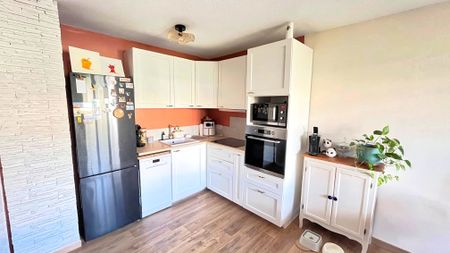 Location Appartement 2 pièces 41m² MONTEUX 84170 - Photo 4