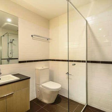 MODERN | PRIME LOCATION | SPACIOUS - Photo 3