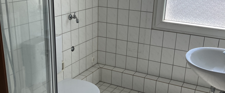 Helle DG-Wohnung mit Balkon -ohne Schrägen - Foto 1