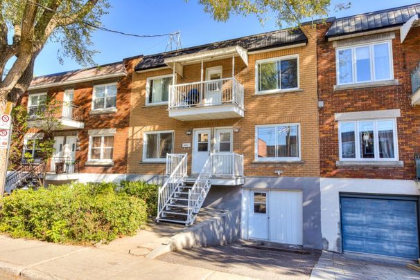 Appartement à louer - Montréal (Rosemont/La Petite-Patrie) (Shop Angus) - Photo 1