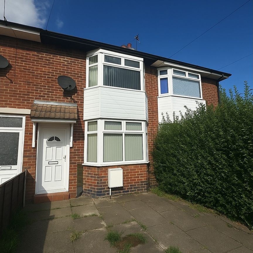 3 Bed Terraced House, Rosedale Avenue, LE4 - Photo 1
