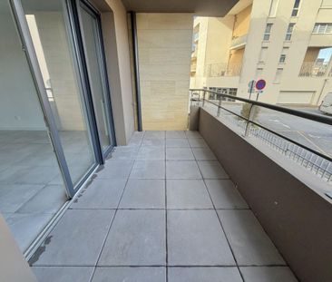 Location Appartement 2 pièces 43m² TALENCE 33400 - Photo 6
