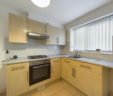 Roklis Corner, Albion Street, 2 bedroom, Apartment - Photo 1