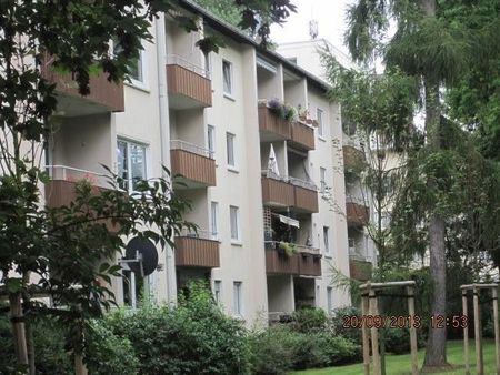 Top! Neu sanierte und renovierte 1-Zimmer Wohnung mit Balkon in Stadtlage - Foto 3