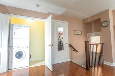 For Lease - 54 Chayna Crescent, Vaughan, Ontario - Photo 2