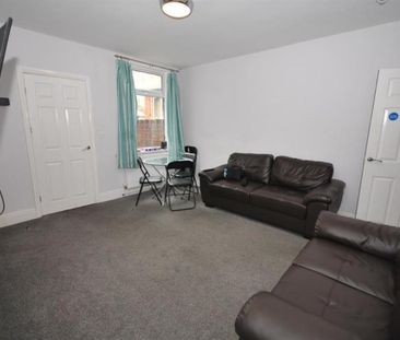 Room 4 39 Shirland Street, Chesterfield - Photo 3