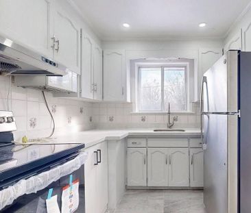 For Lease - 11 Dalehurst Ave Avenue Unit# Main, Toronto, Ontario - Photo 5