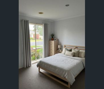 Family Home - Photo 4