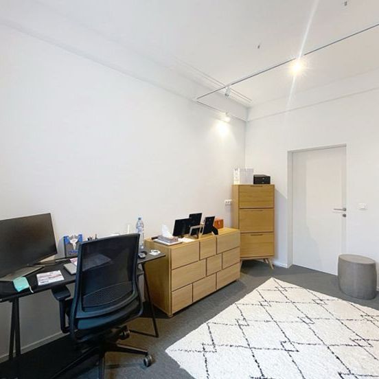 Appartement te huur - Photo 1