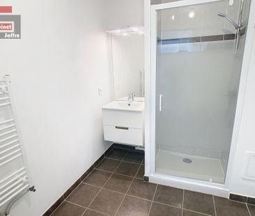 Location Appartement 3 pièces 61m² FONTAINEBLEAU 77300 - Photo 5