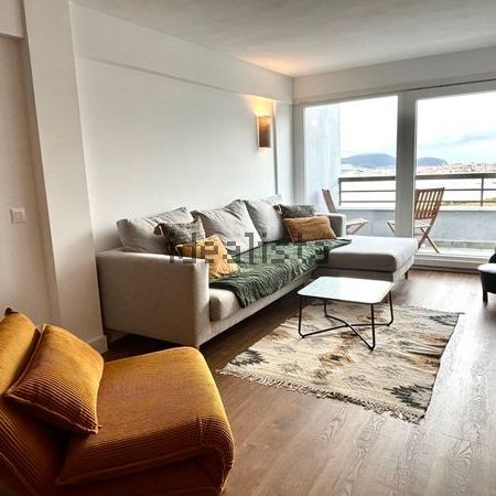 Alquiler de ático en Calle República del Perú - Photo 1