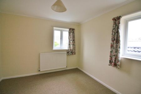 3 bedroom apartment to rent - Photo 2